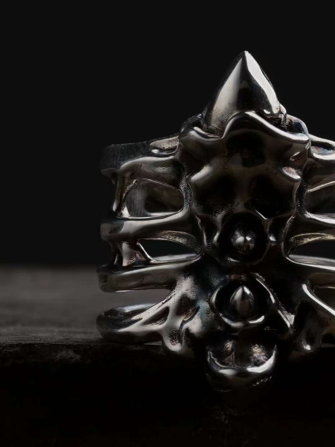 Spine Ring