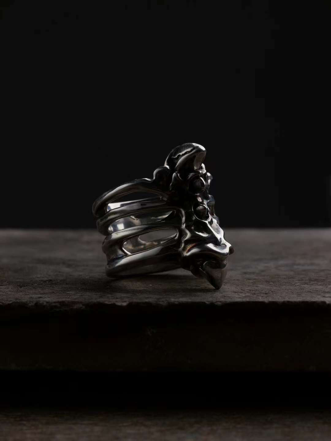 Spine Ring